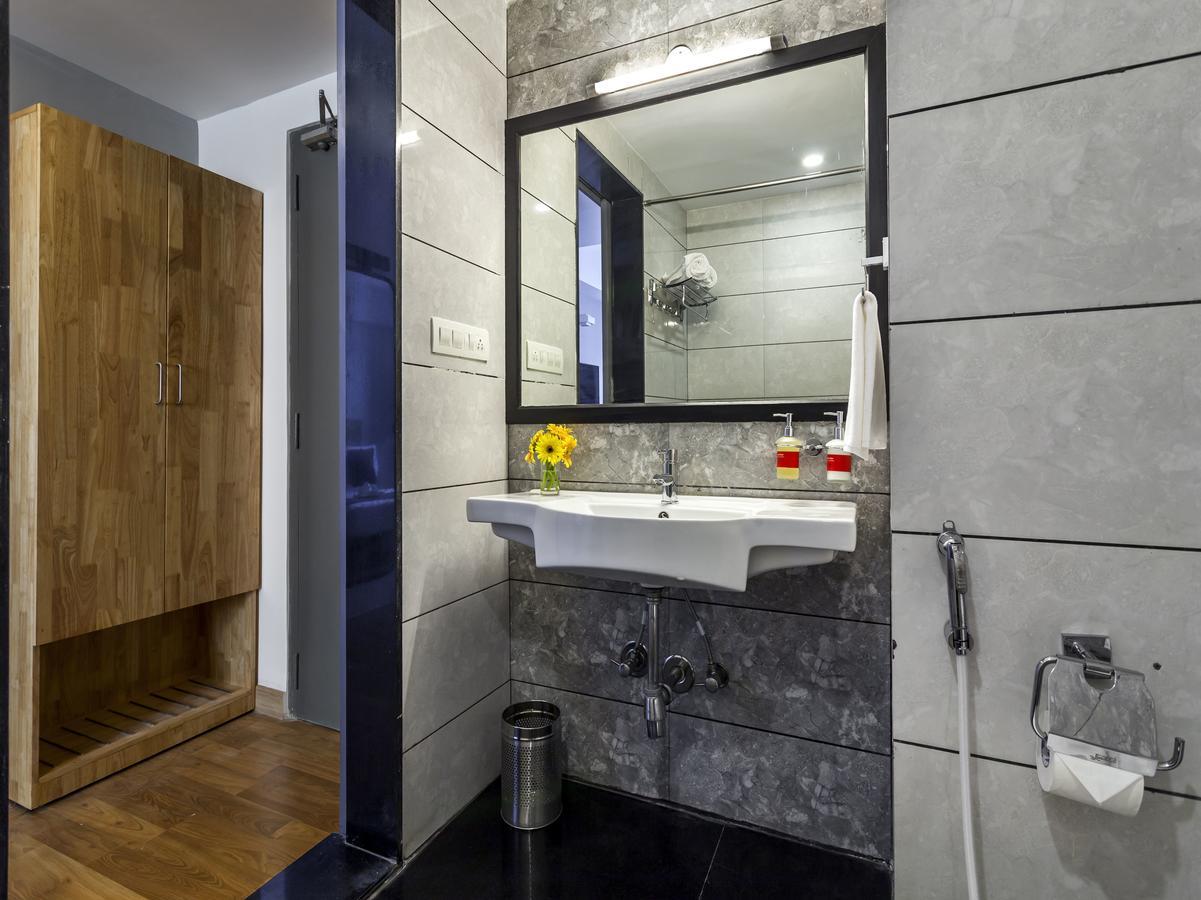 海得拉巴 Oyo Townhouse 5 Jubilee Hills酒店 外观 照片